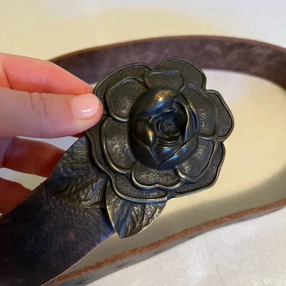 Rose belt - Picture 2 of 4